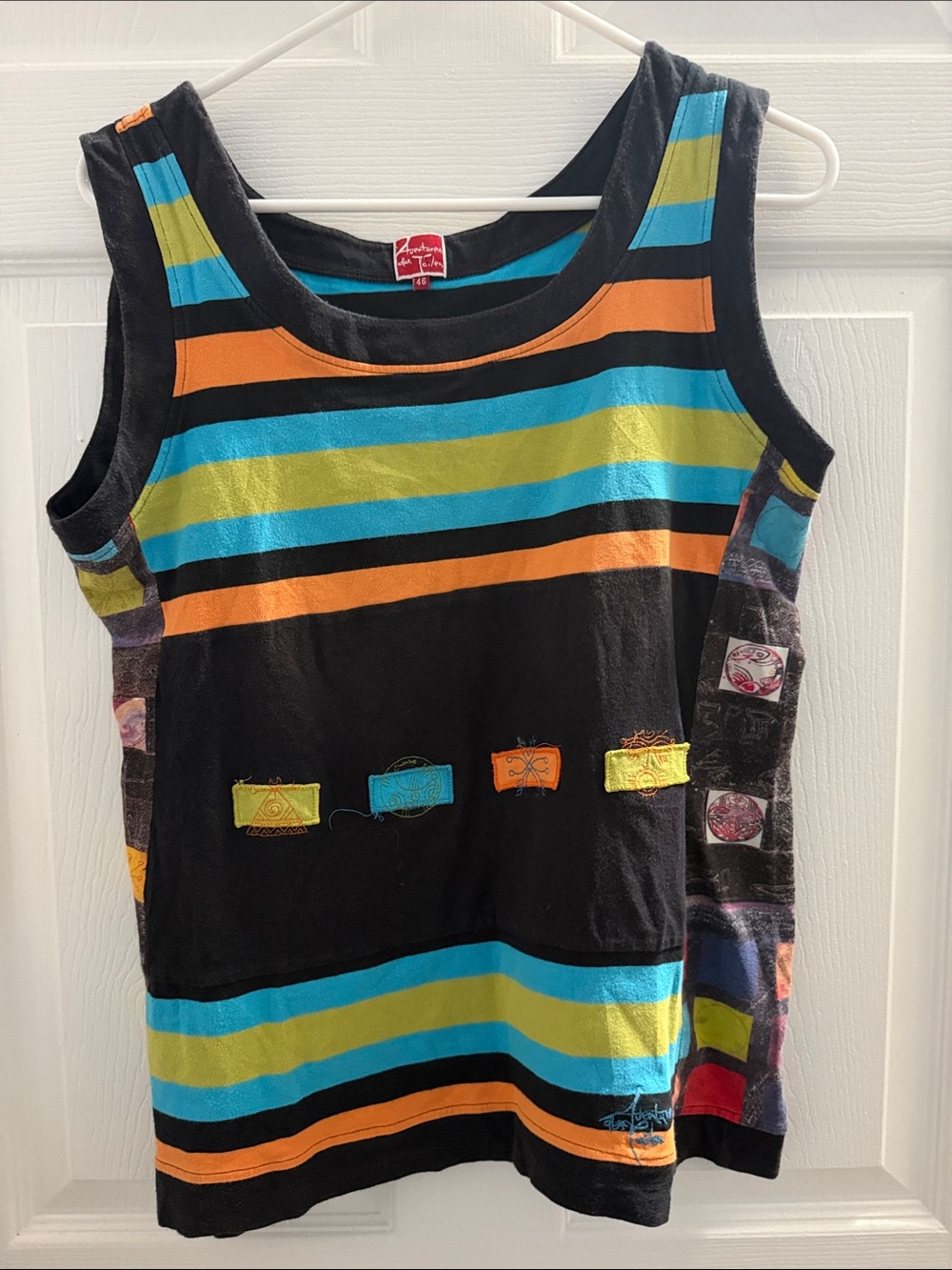 Adventures des Toiles Colorful Art Tank Top – Size 46